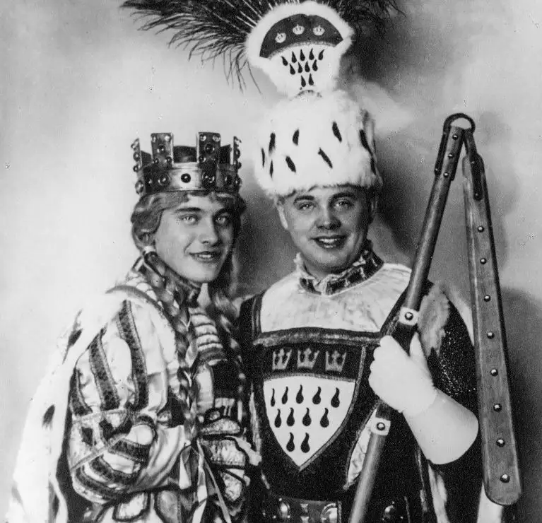 Die Kölner Jungfrau und der Kölner Bauer der Session 1935